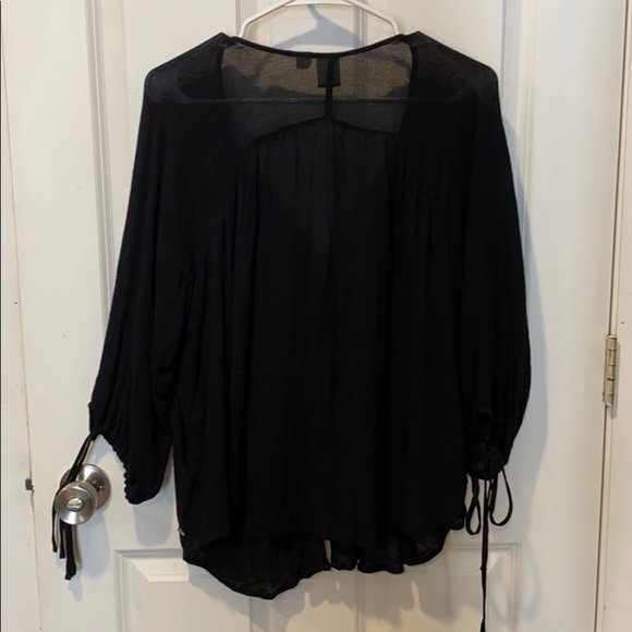 EUC Roxy Black Flowy Button Down Blouse - Picture 8 of 14